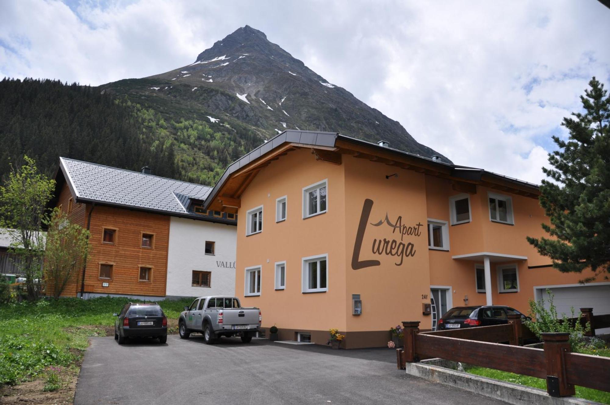 Apart Lurega - Inklusive Sommer Card Galtuer Exterior photo
