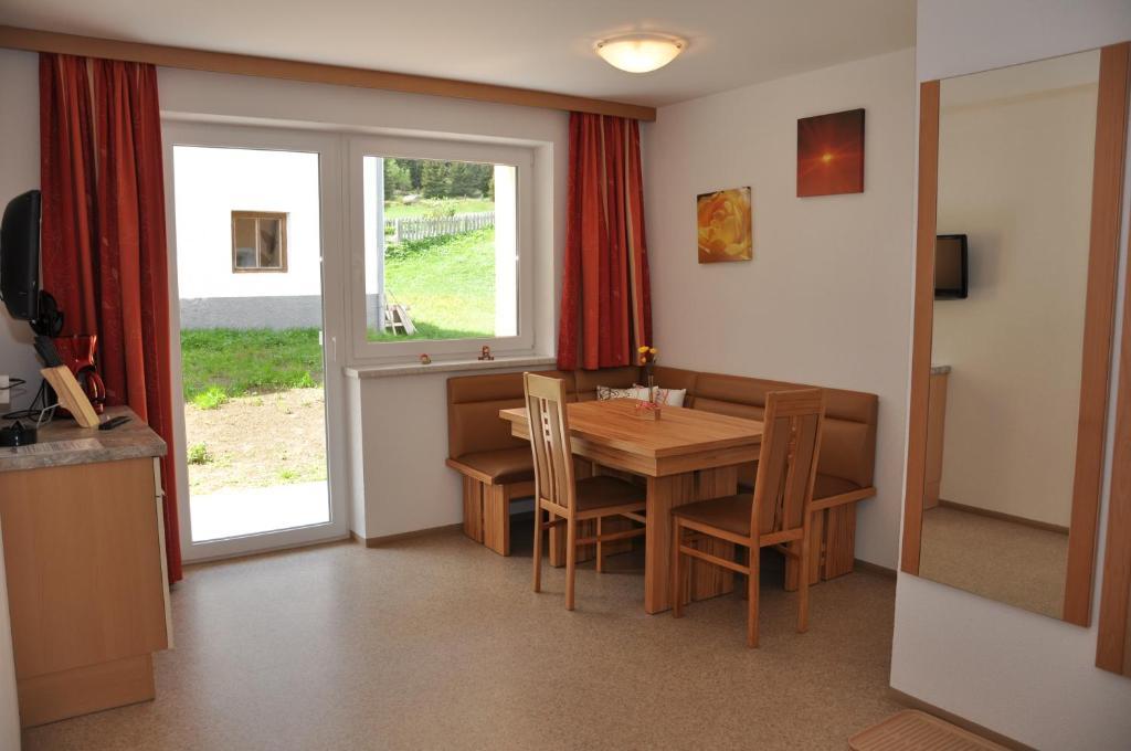 Apart Lurega - Inklusive Sommer Card Galtuer Room photo